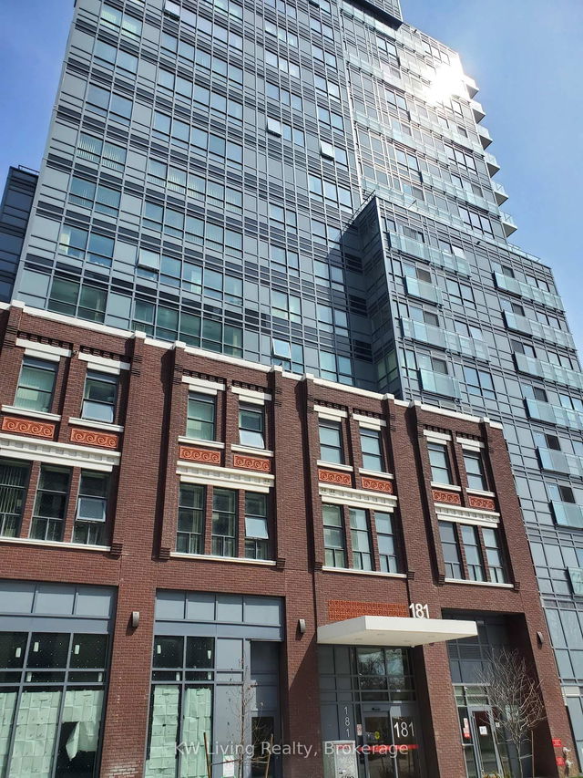 LPH04 - 181 Huron Street
