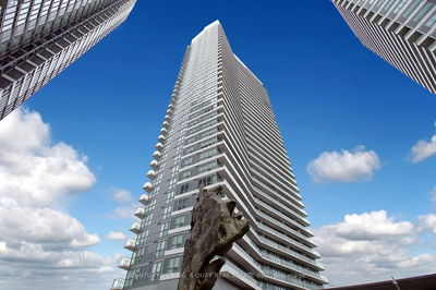 Unit 811 — 115 McMahon Dr, Toronto - Bayview Village image-0-1