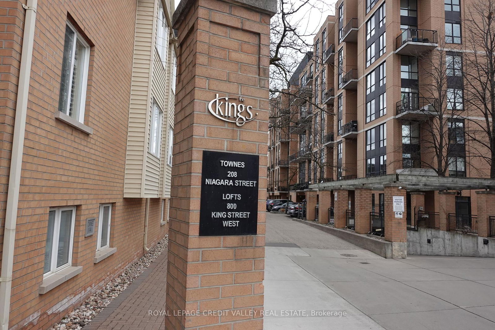 Townhouse for lease at TH 53-208 Niagara Street, Toronto, Niagara, M6J 3W5 - MLS: C12105622