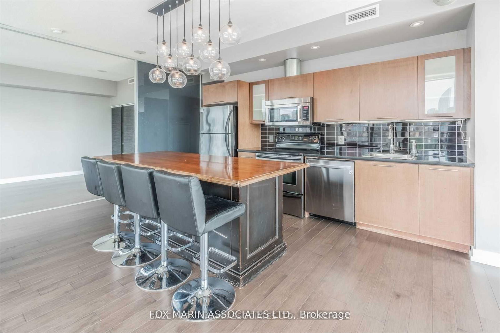 Condo for lease at 1107-33 Mill Street, Toronto, Waterfront Communities C8, M5A 3R3 - MLS: C12105679