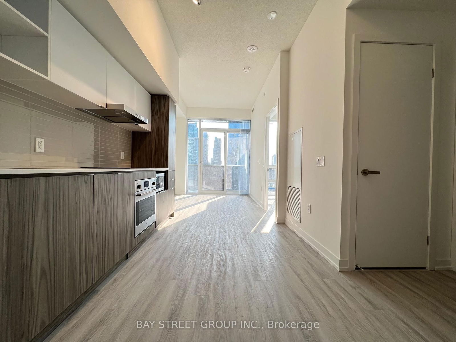 Condo for lease at 2216-55 Cooper Street, Toronto, Waterfront Communities C8, M5E 0G1 - MLS: C12105760