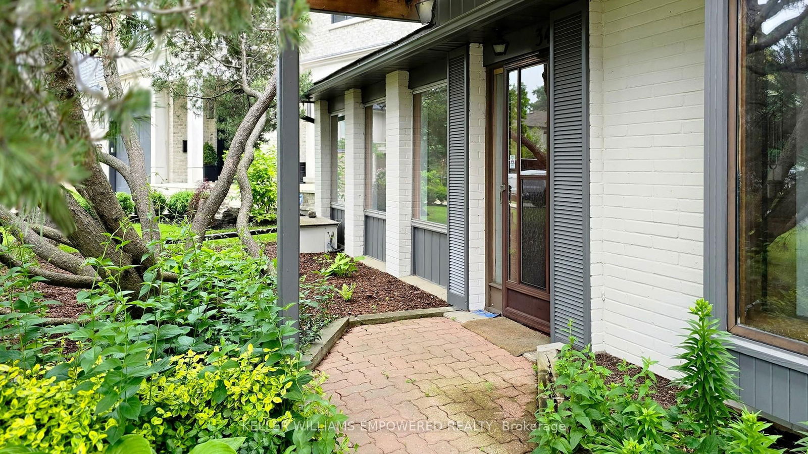 Detached House for sale at 34 Cedarbank Crescent, Toronto, Banbury-Don Mills, M3B 3A4 - MLS: C12105814