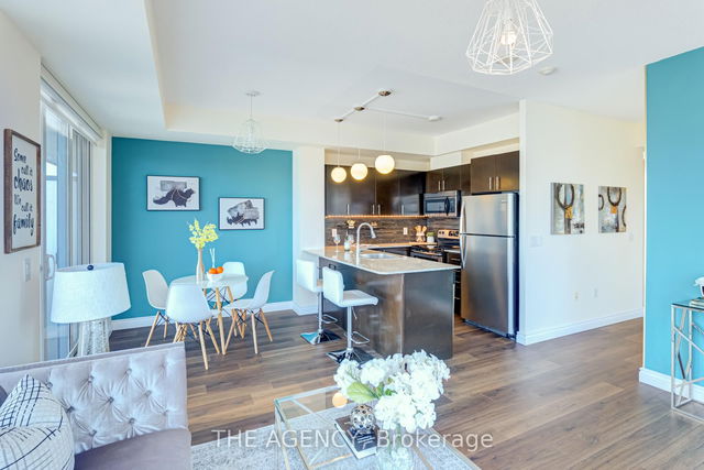 #802 - 1 Cole Street