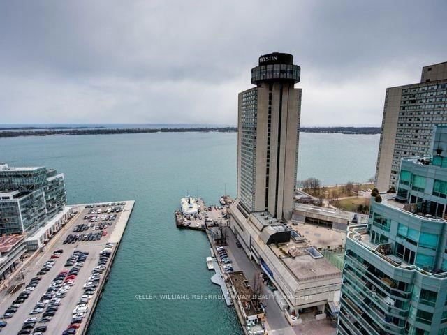 3011 - 10 Yonge Street