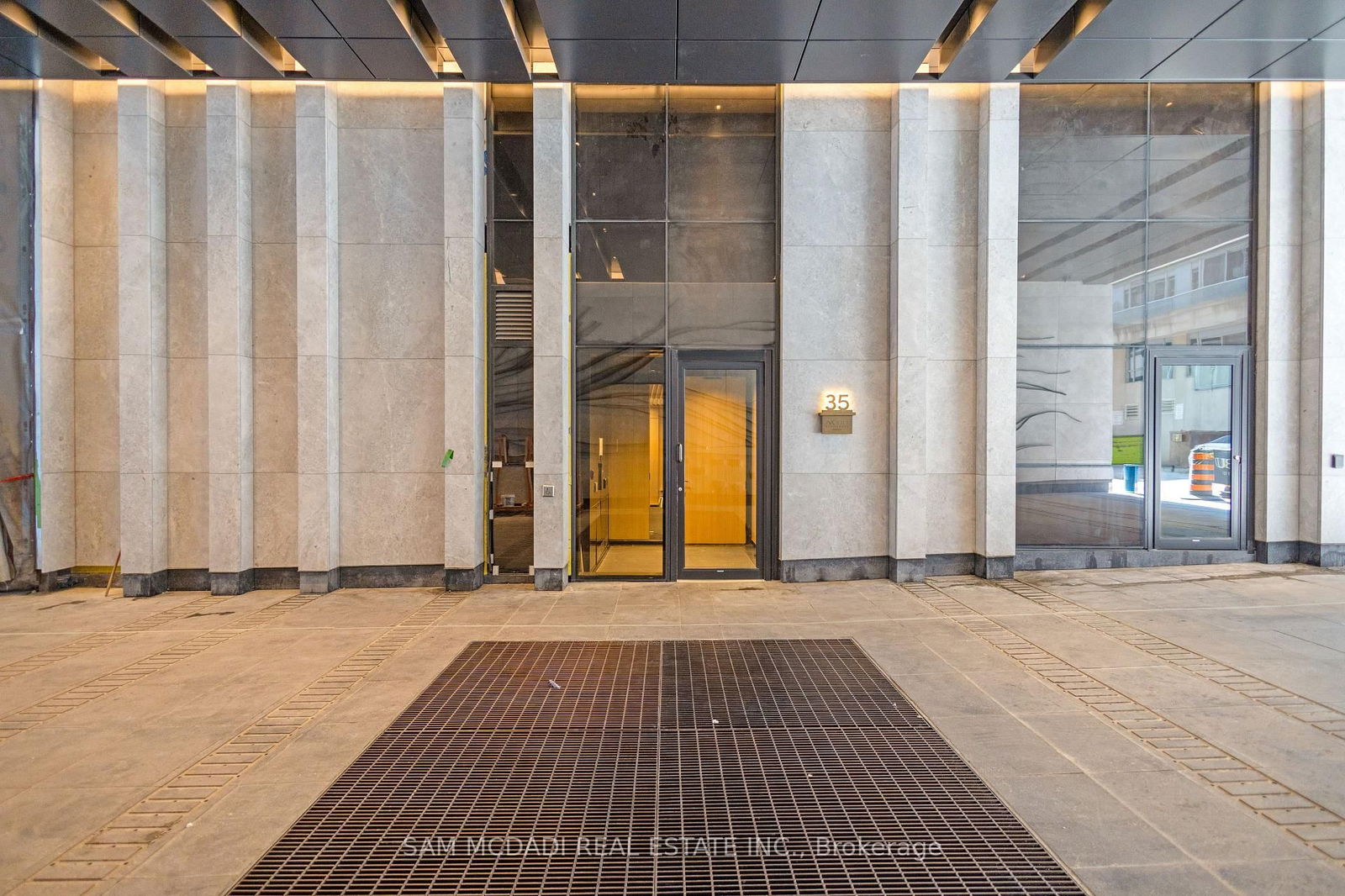 Condo for lease at 2113-15 Mercer Street, Toronto, Waterfront Communities C1, M5V 0V1 - MLS: C12106270