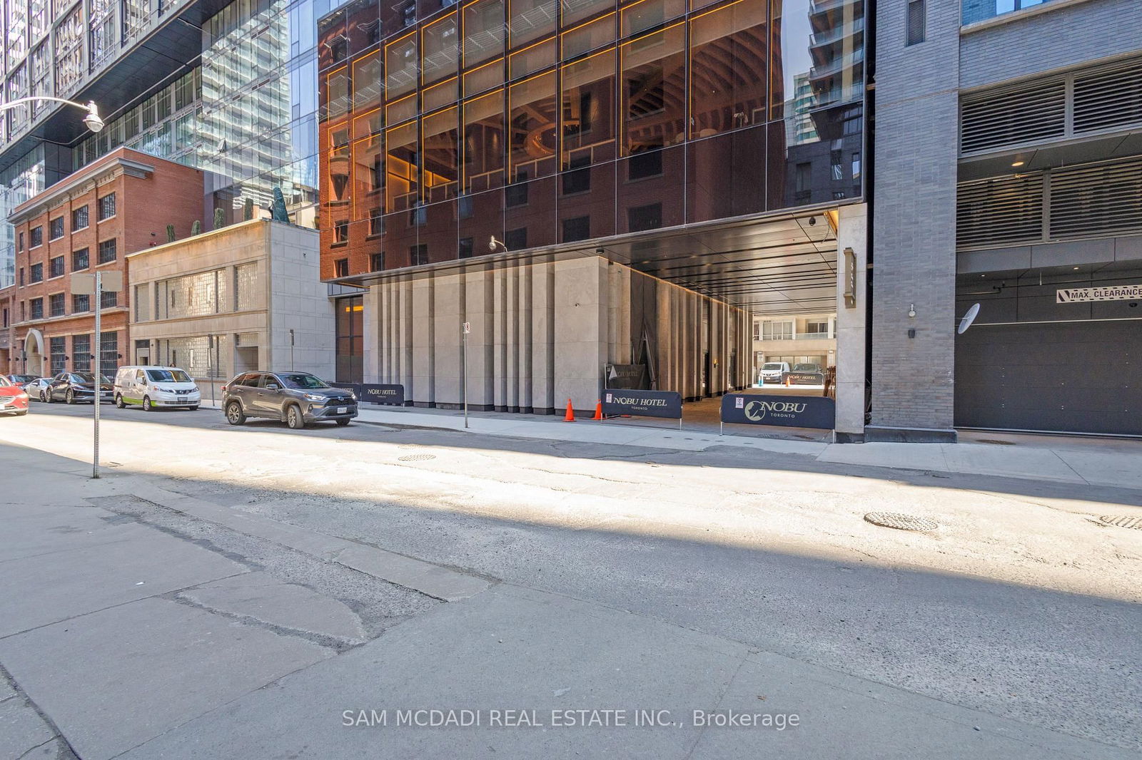 Condo for lease at 2113-15 Mercer Street, Toronto, Waterfront Communities C1, M5V 0V1 - MLS: C12106270