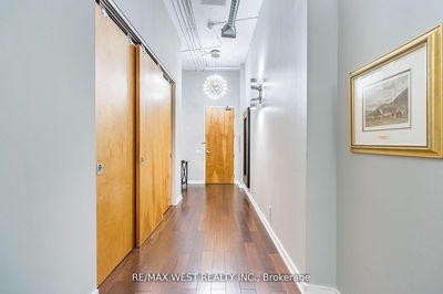 Unit 821 — 155 Dalhousie St, Toronto - Church-Yonge Corridor image-0-1