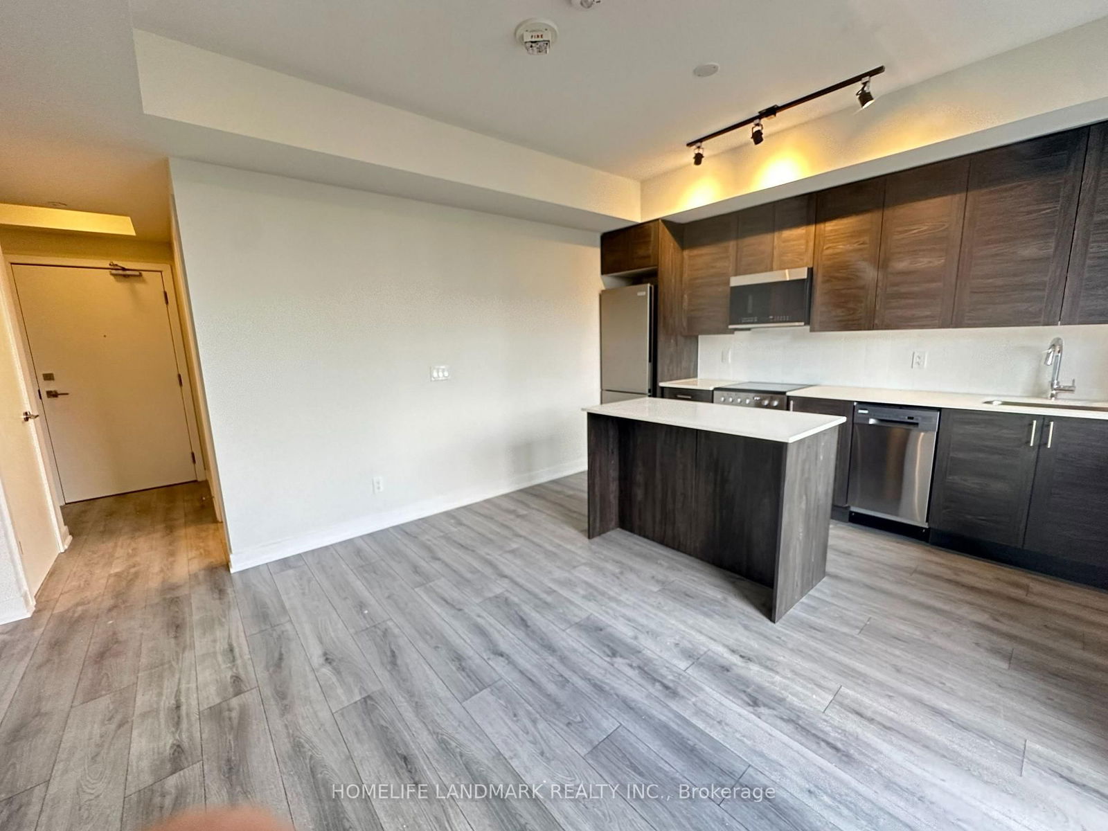 Condo for lease at 1509-15 Ellerslie Avenue, Toronto, Willowdale West, M2N 0L7 - MLS: C12106384