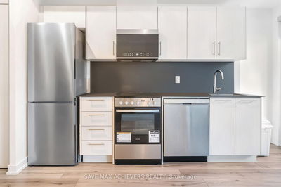 Unit 36 — 871 Sheppard Ave, Toronto - Clanton Park image-0-3