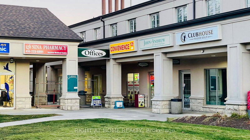 33 The Links Rd, Toronto, M2P 1T7 | Image 2