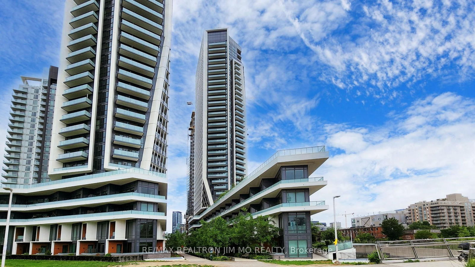 Condo for sale at 811-50 Ordnance Street, Toronto, Niagara, M6K 0C8 - MLS: C12106676