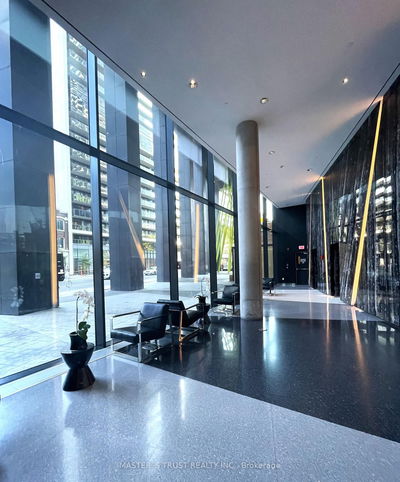 Unit 809 — 125 Peter St, Toronto - Waterfront Communities C1 image-0-2