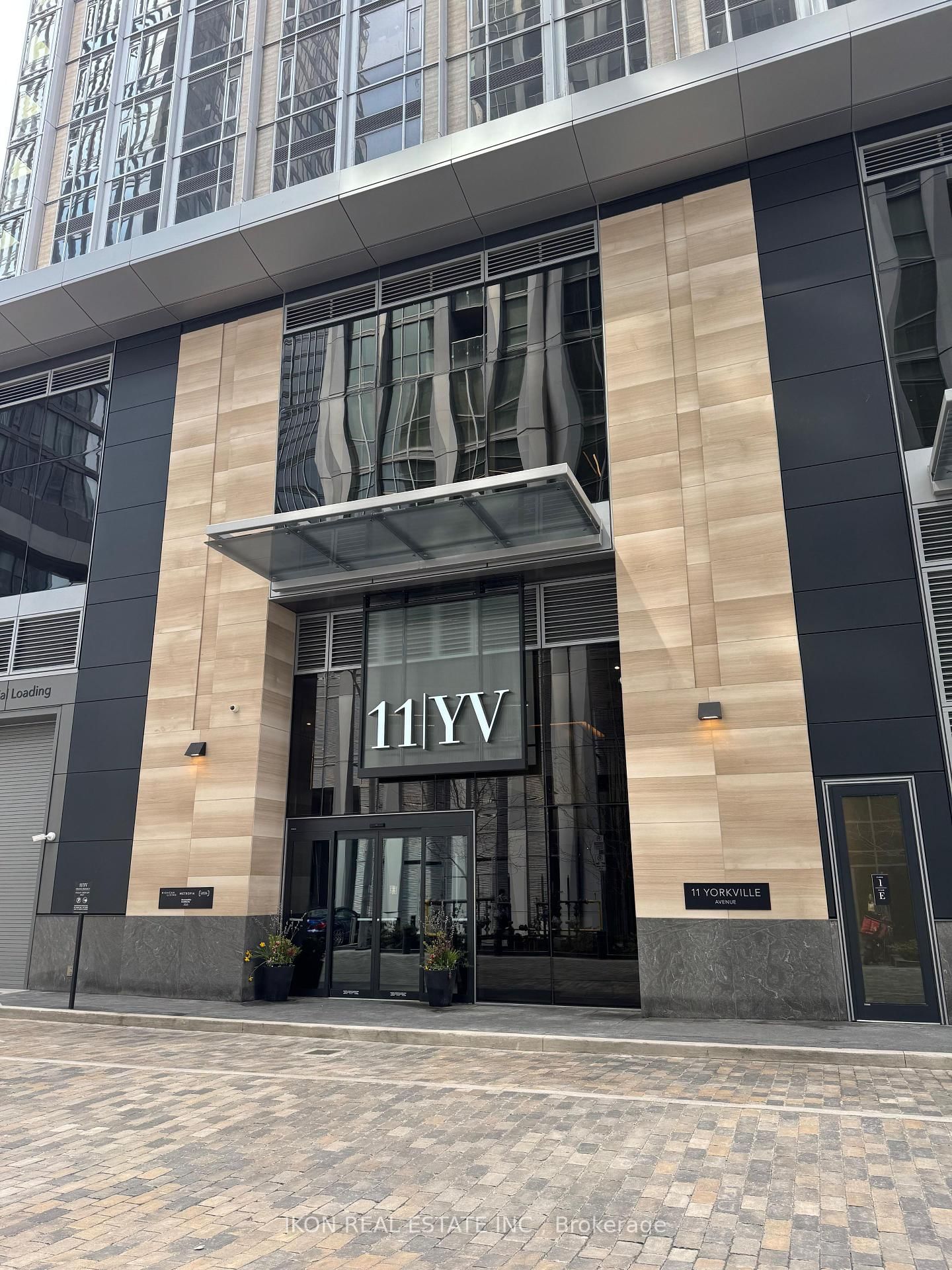 Condo leased at 4001-11 Yorkville Avenue, Toronto, Annex, M4W 1L2 - MLS: C12106928