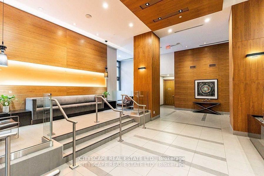 Condo for lease at 211-295 Adelaide Street, Toronto, Waterfront Communities C1, M5V 0L4 - MLS: C12106951