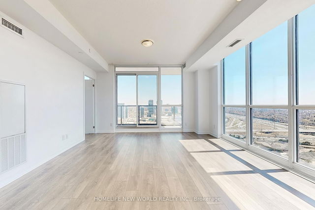 3208 - 32 Forest Manor Road