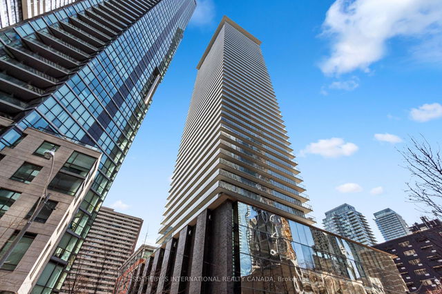 1605 - 33 Charles Street