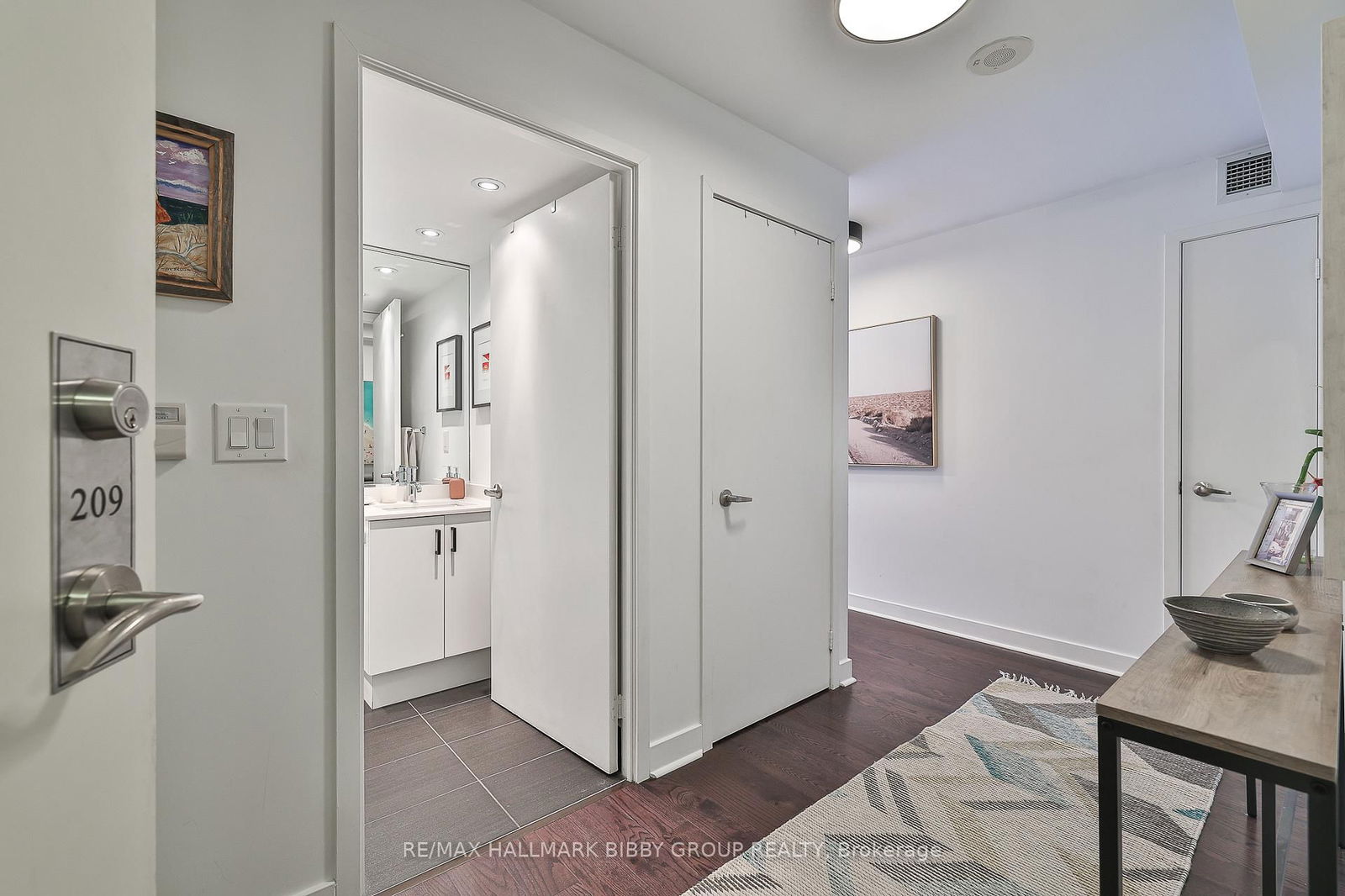 Condo for sale at 209-320 Richmond Street, Toronto, Moss Park, M5A 1P9 - MLS: C12107743