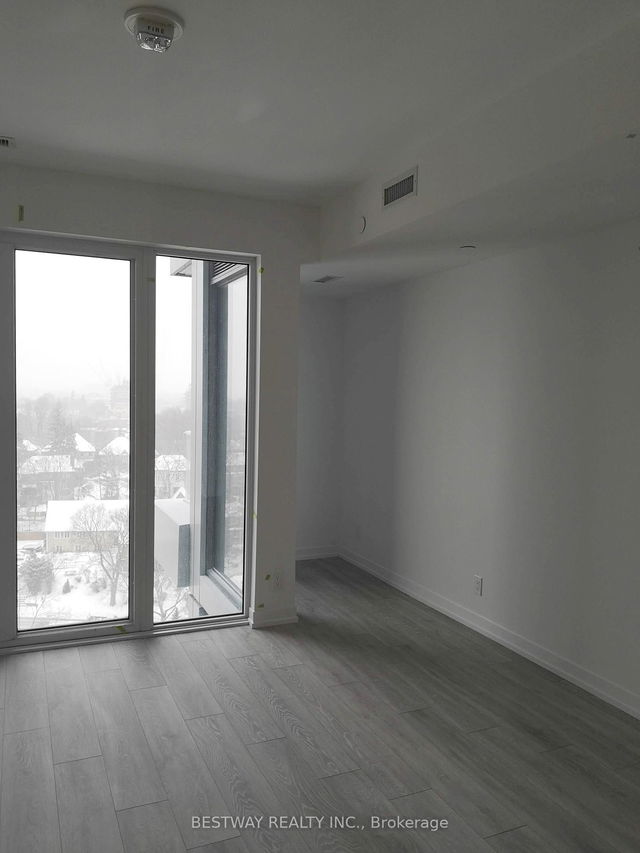 1611 - 2020 Bathurst Street