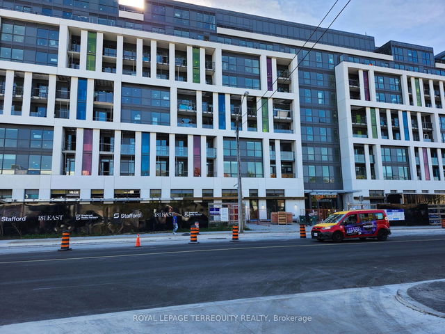 210 - 181 Sheppard Avenue