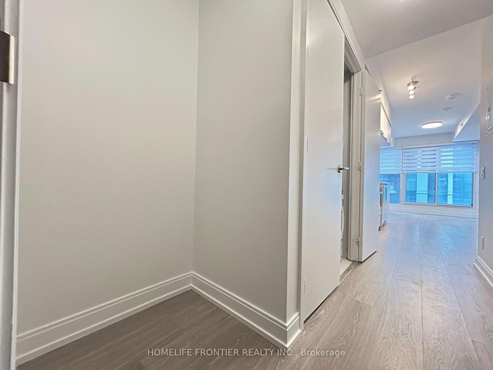 Condo for sale at 4015-181 Dundas Street, Toronto, Moss Park, M5A 0N5 - MLS: C12108255