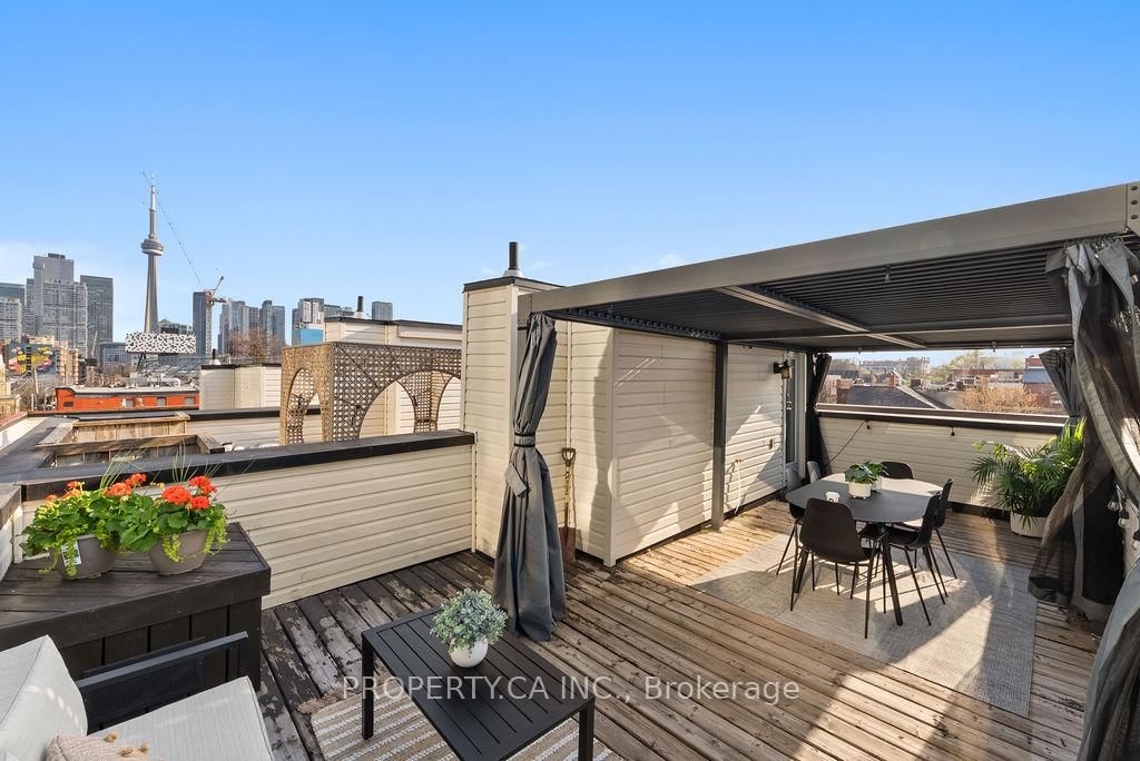 Townhouse for sale at 182 McCaul Street, Toronto, Kensington-Chinatown, M5T 1W5 - MLS: C12108263