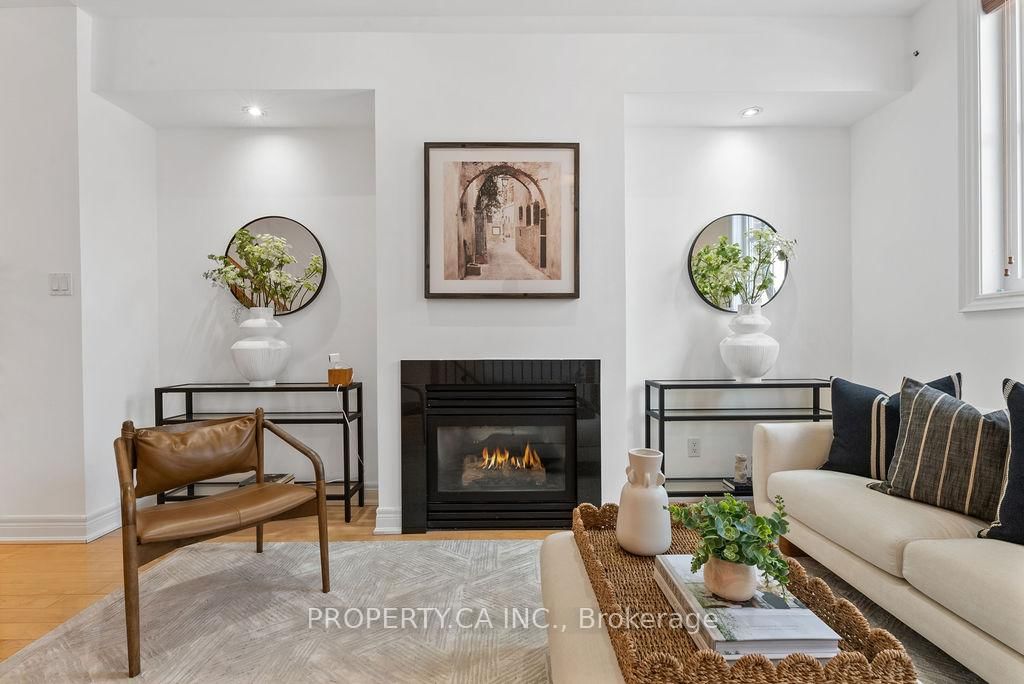 Townhouse for sale at 182 McCaul Street, Toronto, Kensington-Chinatown, M5T 1W5 - MLS: C12108263