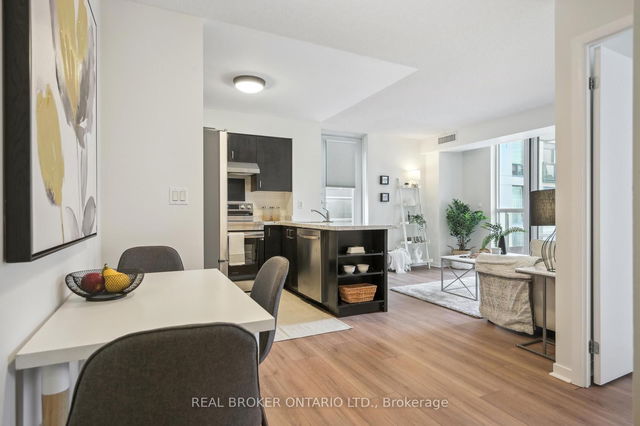501 - 76 Shuter Street