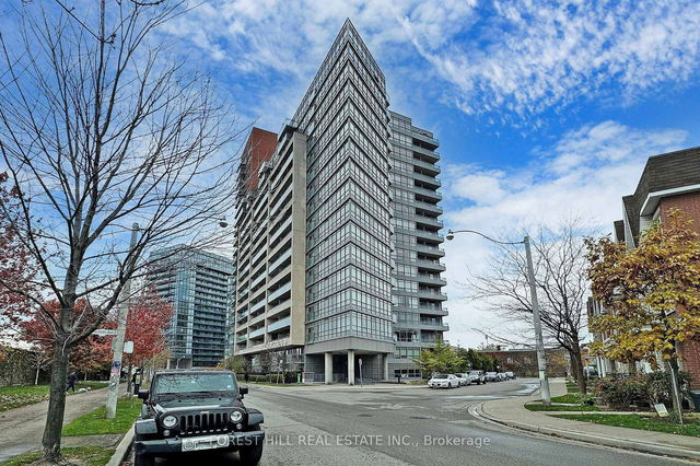1021 - 38 Joe Shuster Way