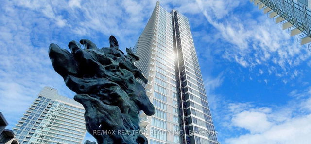 1115 - 121 Mcmahon Drive