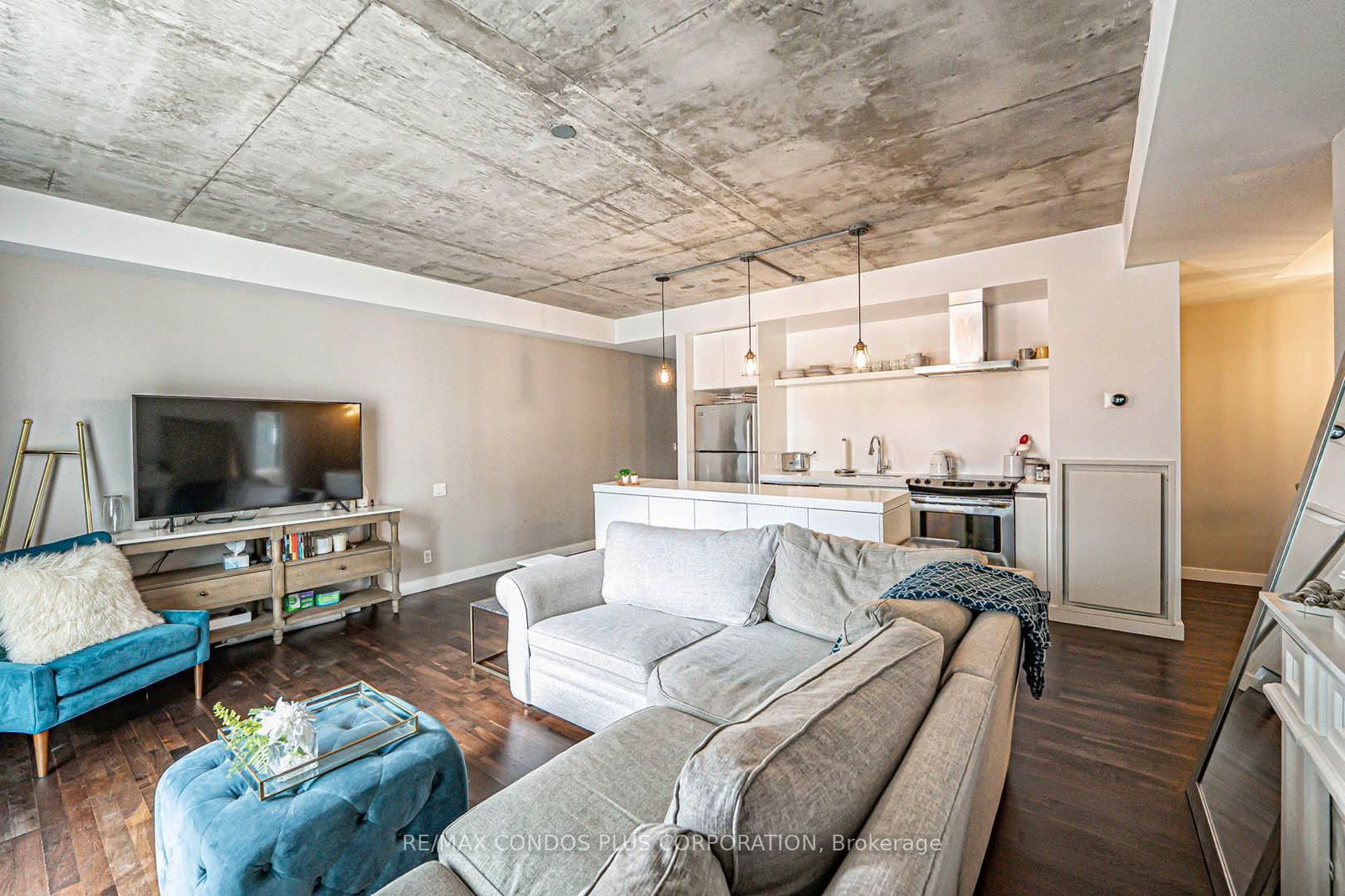 Condo for sale at 424-75 Portland Street, Toronto, Waterfront Communities C1, M5V 2M9 - MLS: C12108627