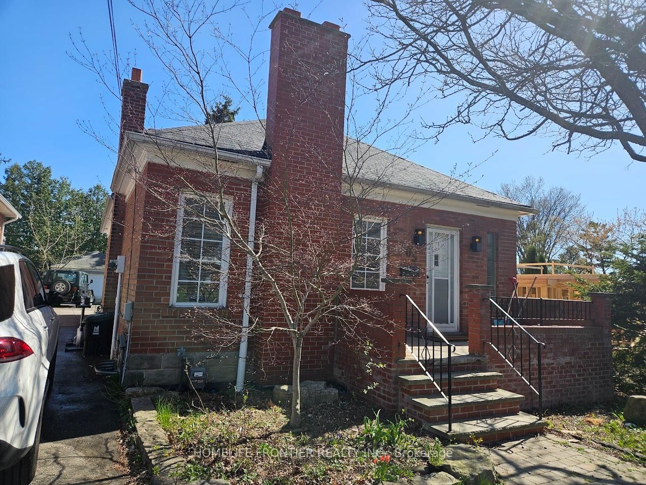 Detached House for lease at 205 Burnett Avenue, Toronto, Lansing-Westgate, M2N 1V7 - MLS: C12108719