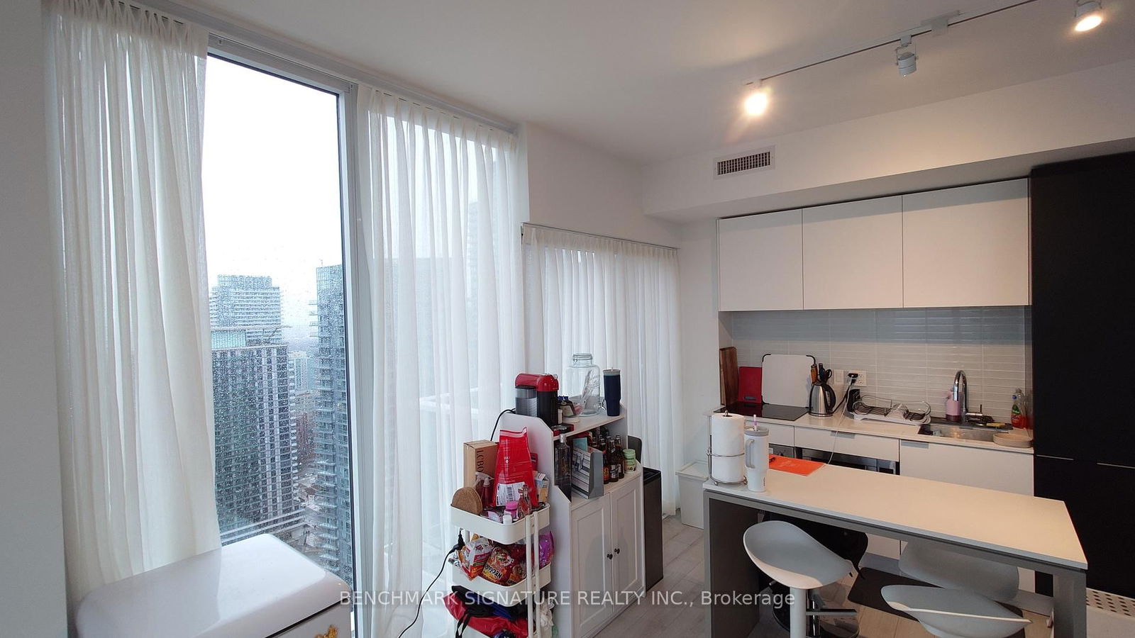 Condo for sale at 2902-33 Helendale Avenue, Toronto, Yonge-Eglinton, M4R 1C5 - MLS: C12108758