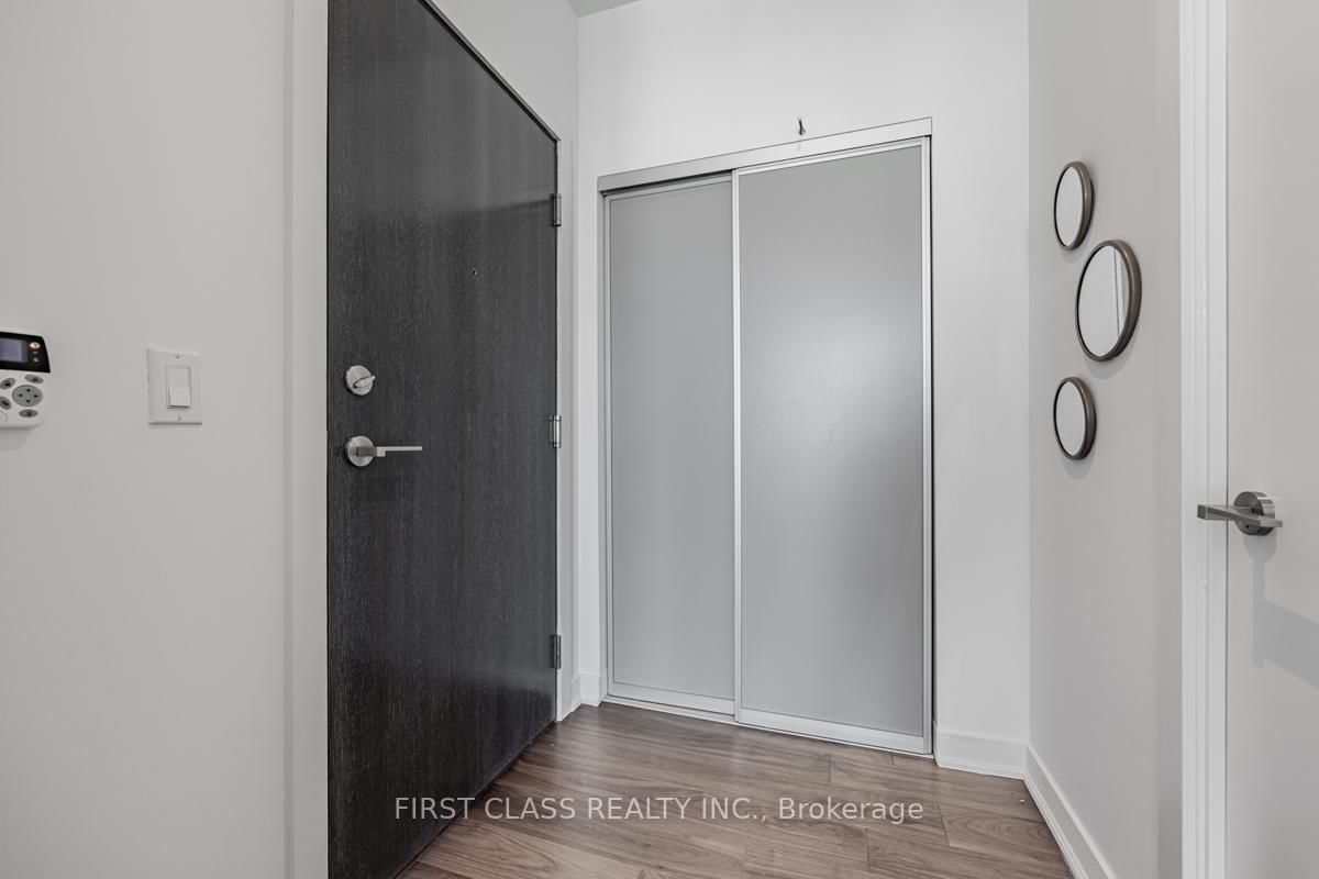 Condo for sale at 4104-30 Nelson Street, Toronto, Waterfront Communities C1, M5V 0H5 - MLS: C12108905