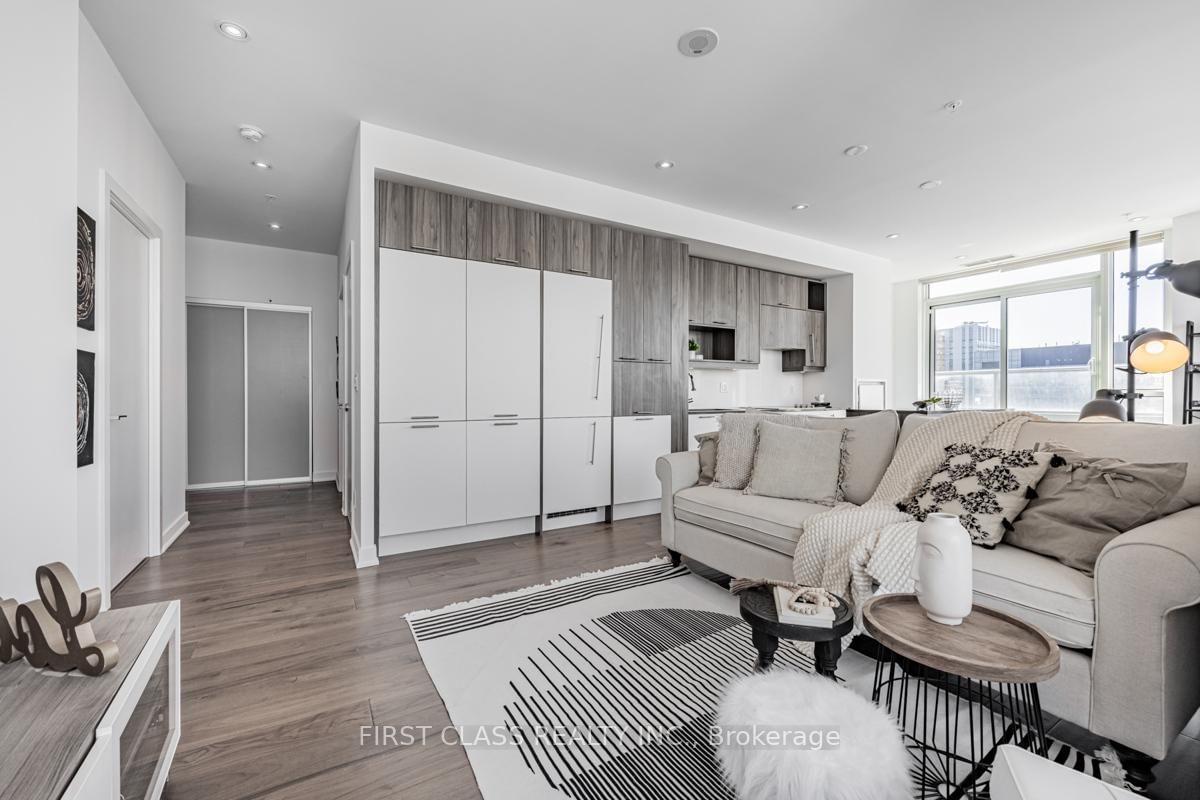 Condo for sale at 4104-30 Nelson Street, Toronto, Waterfront Communities C1, M5V 0H5 - MLS: C12108905