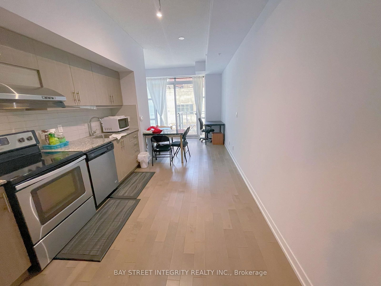 Condo for lease at 208-10 Willison Square, Toronto, Kensington-Chinatown, M5T 0A8 - MLS: C12108943