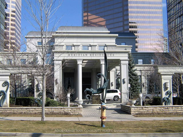 1102 - 15 Greenview Avenue