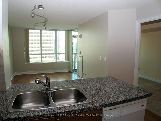 1102 - 15 Greenview Avenue
