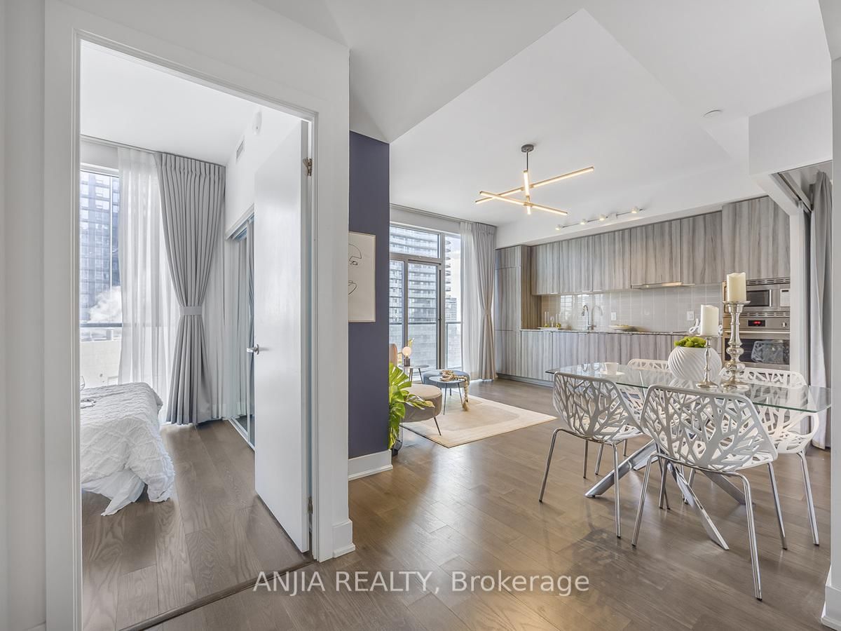 Condo for sale at 3003-955 Bay Street, Toronto, Bay Street Corridor, M5S 0C6 - MLS: C12108990
