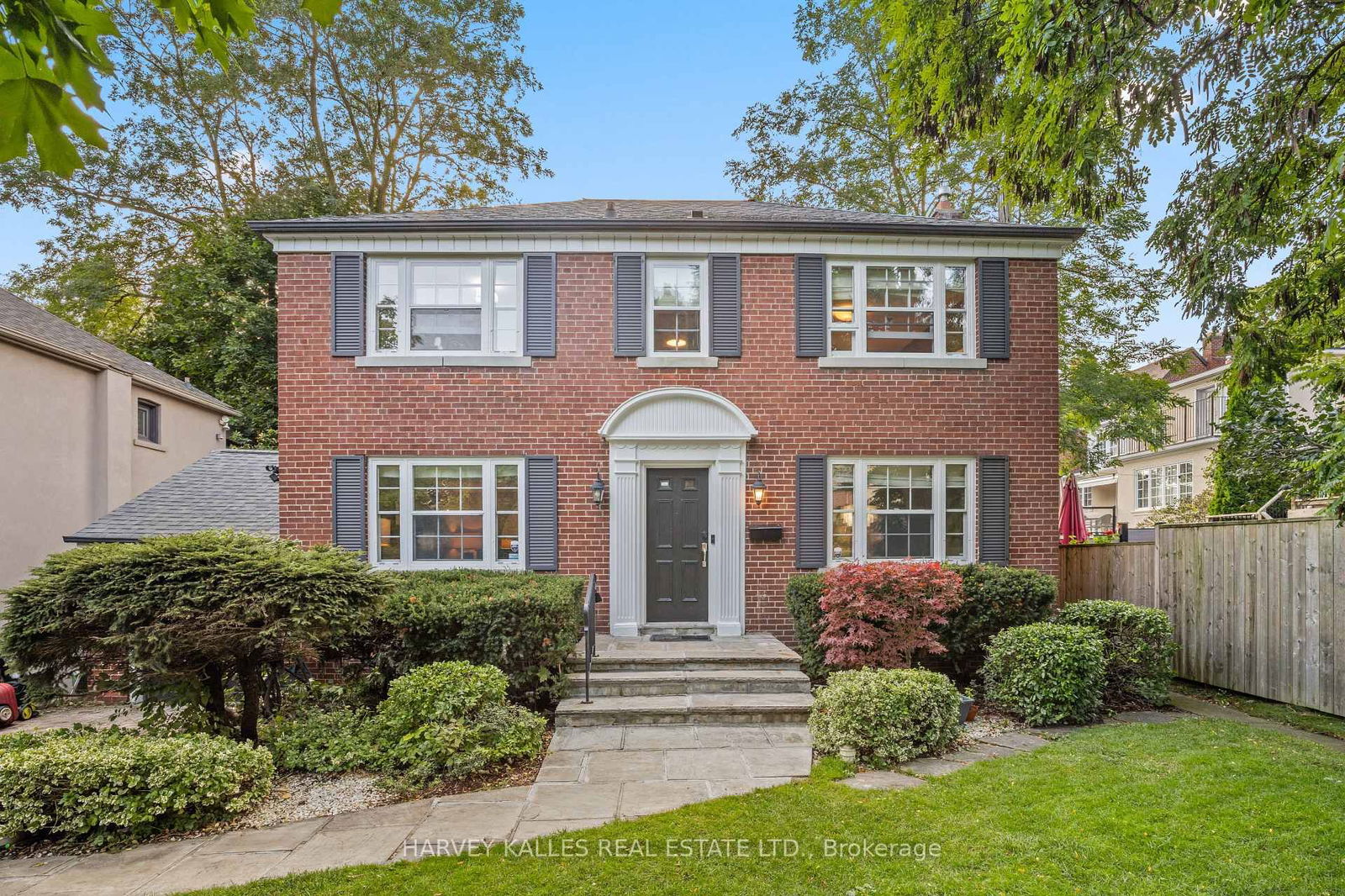 Detached House for sale at 14 Lawnhurst Boulevard, Toronto, Forest Hill North, M6B 3C6 - MLS: C12109059