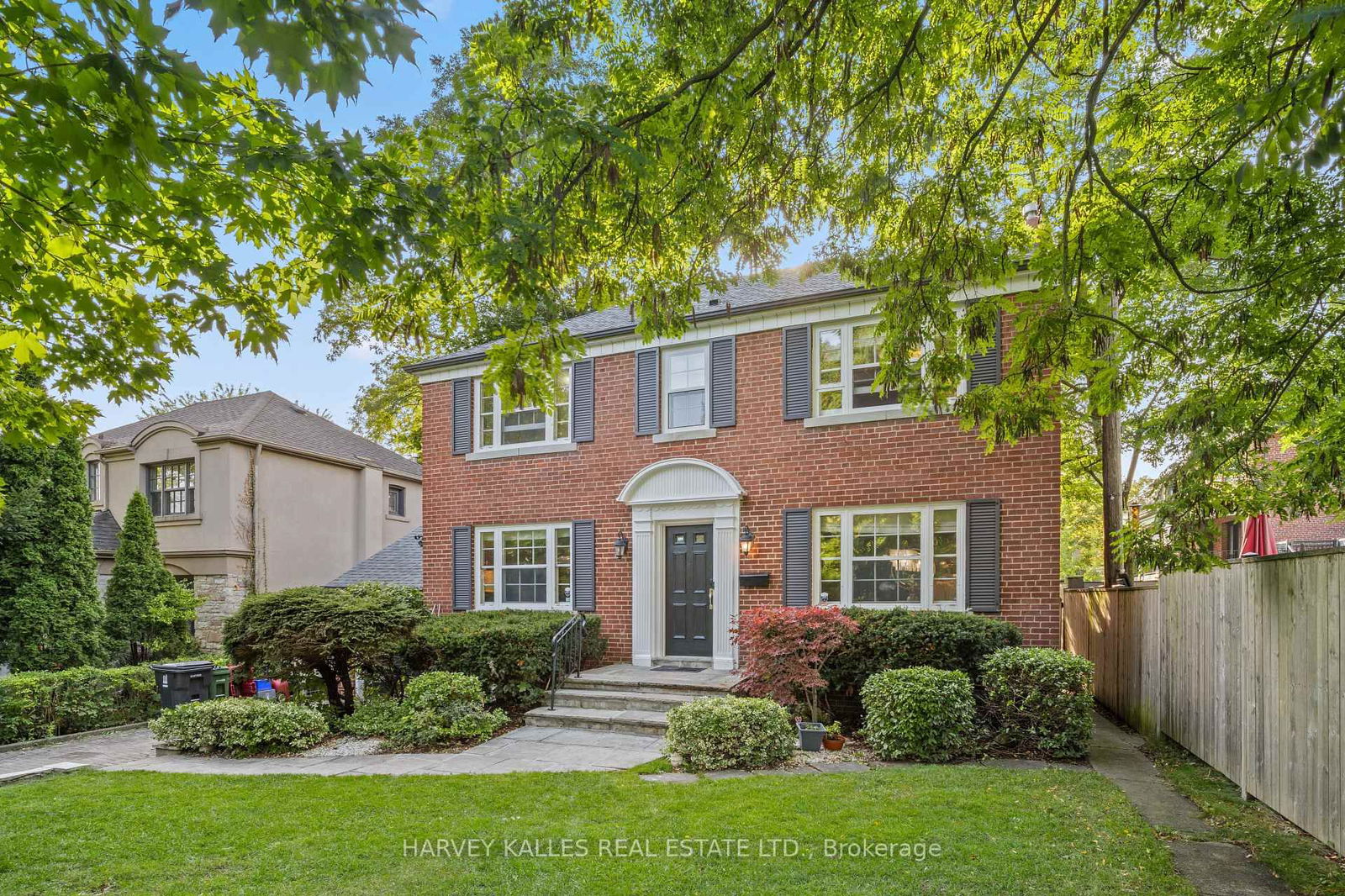 Detached House for sale at 14 Lawnhurst Boulevard, Toronto, Forest Hill North, M6B 3C6 - MLS: C12109059