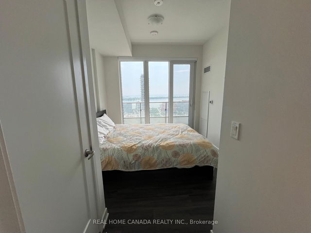 2709-1 - 70 Princess Street