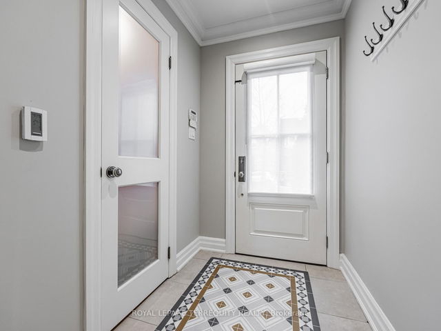 32 Hendrick Avenue