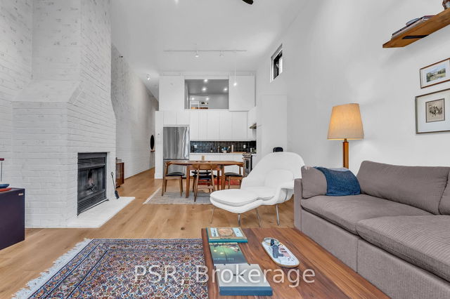 106 - 676 Richmond Street