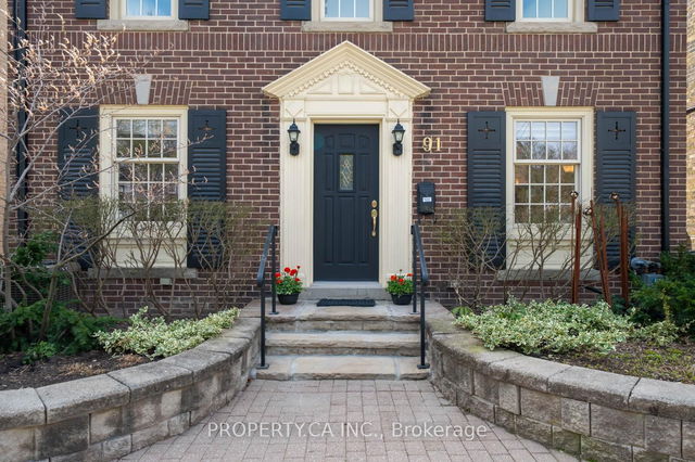 91 Roe Avenue