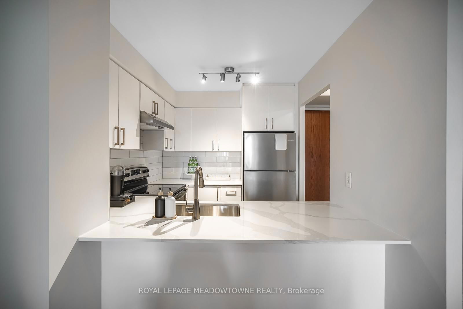 Condo for sale at 401-18 Pemberton Avenue, Toronto, Newtonbrook East, M2M 4K9 - MLS: C12109605