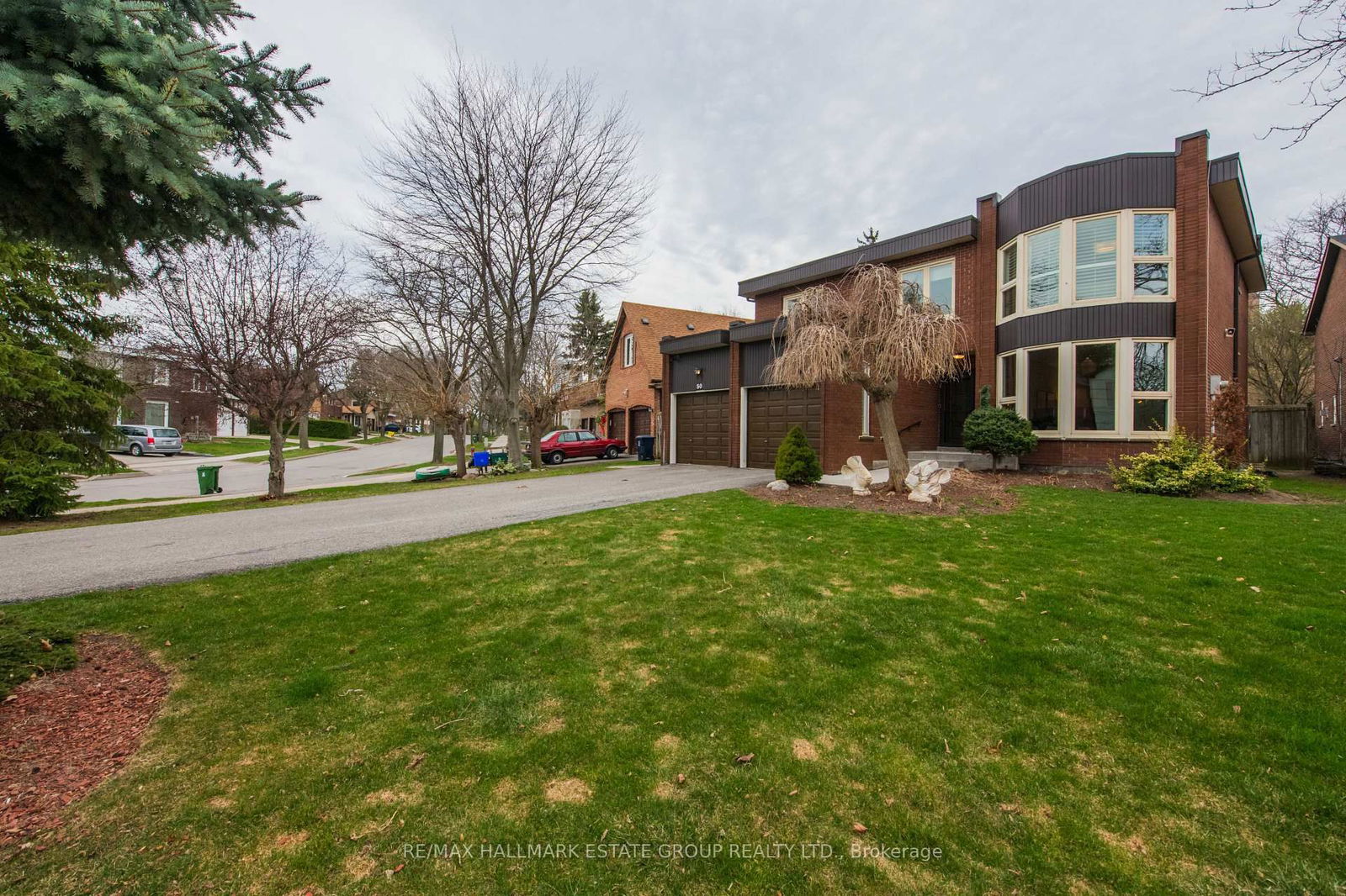 Detached House for sale at 50 Clarinda Drive, Toronto, Bayview Village, M2K 2W3 - MLS: C12109621