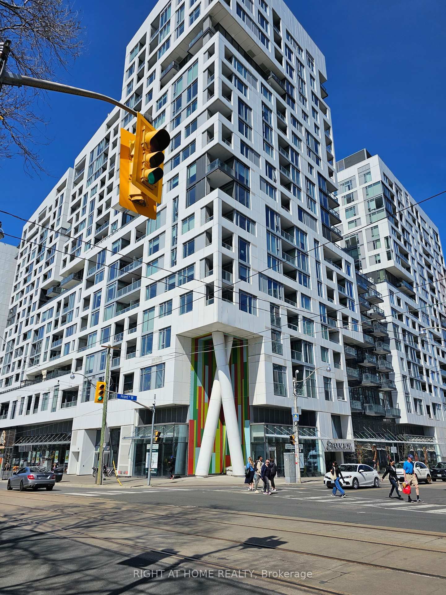 Condo for sale at 210-576 Front Street, Toronto, Waterfront Communities C1, M5V 0P8 - MLS: C12109641