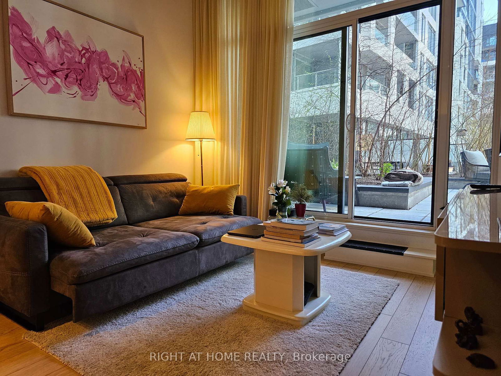Condo for sale at 210-576 Front Street, Toronto, Waterfront Communities C1, M5V 0P8 - MLS: C12109641