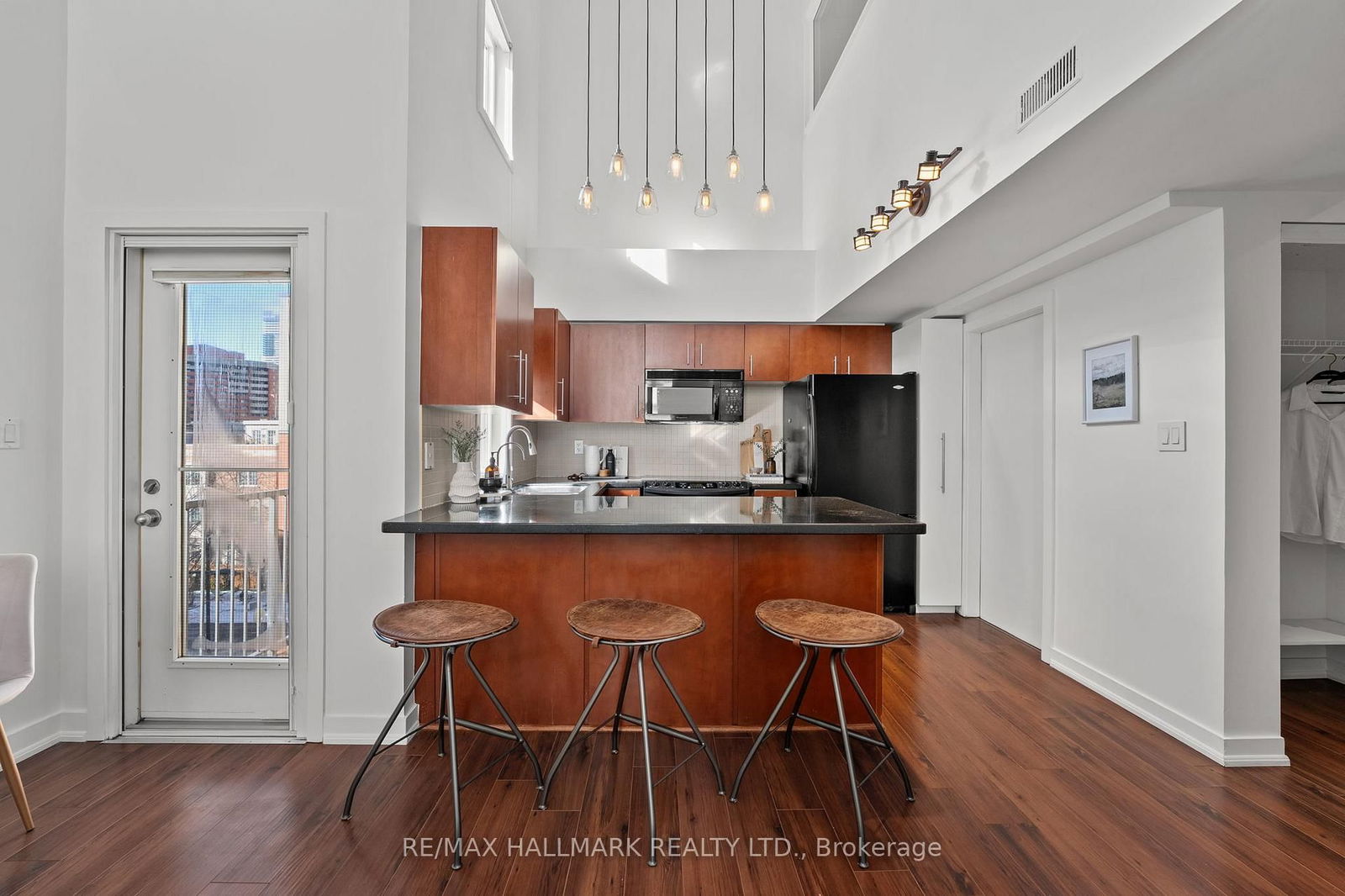 Condo for sale at 302-21 Earl Street, Toronto, North St. James Town, M4Y 3C8 - MLS: C12109655