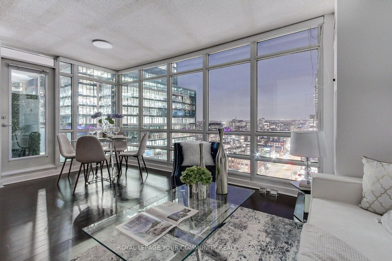 2906 - 397 Front St W, Toronto, M5V 3S1 | Image 2